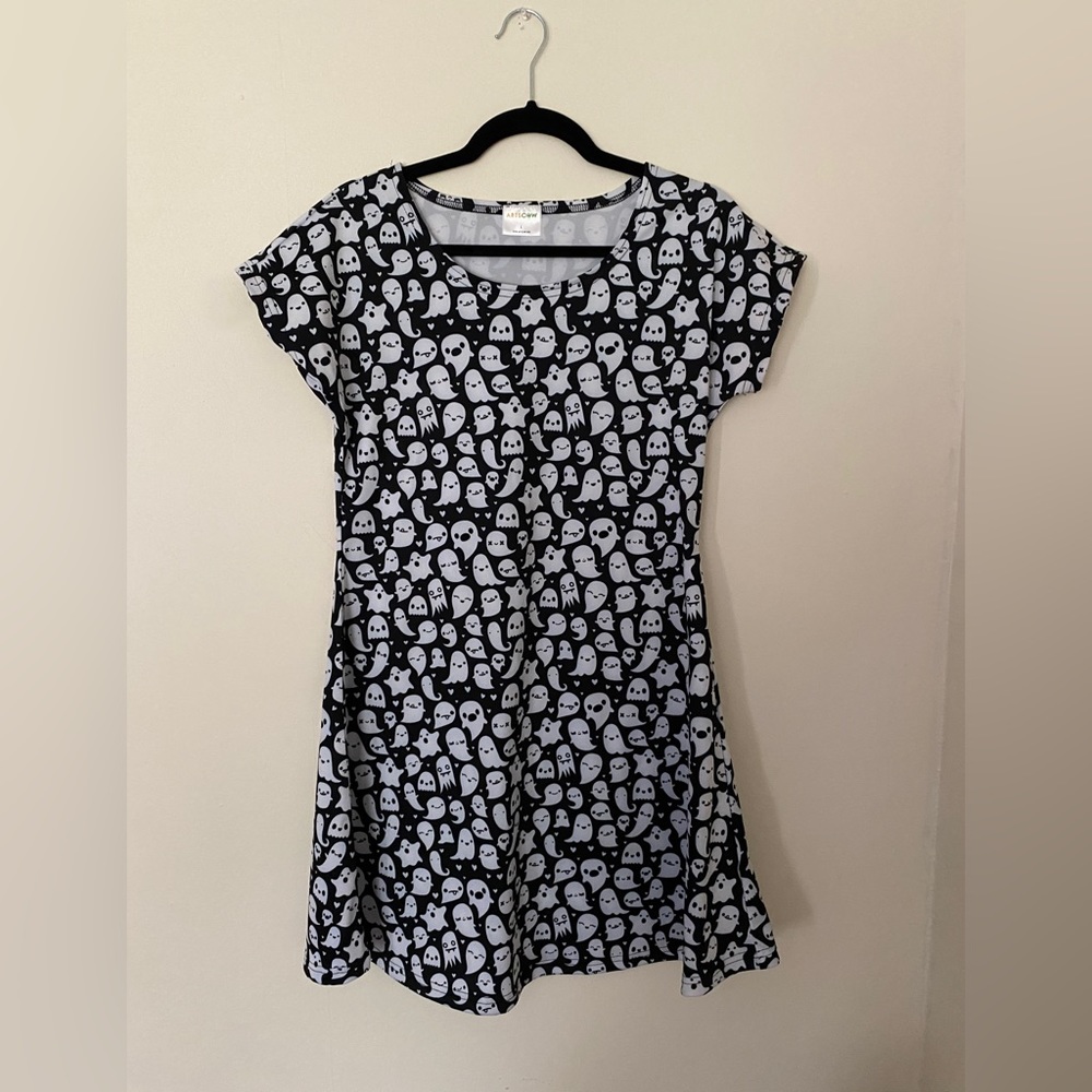 Ghost Patterned Dress! Halloween 🎃 Large!